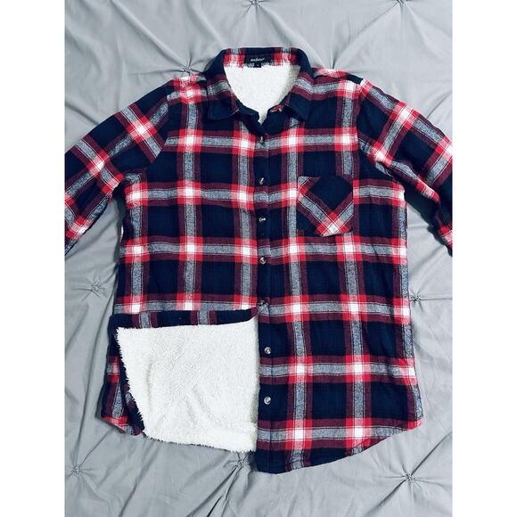Ambience Women’s Shacket Size Large Shirt/Jacket Plaid Sherpa Button Up - Picture 1 of 11